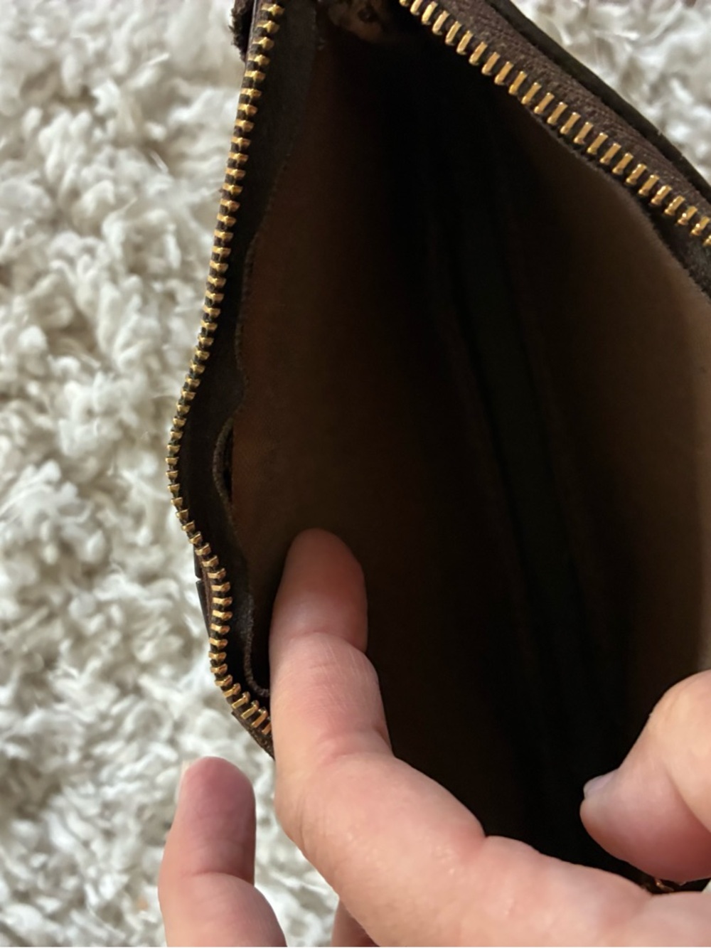 Authentic Louis Vuitton Monogram small pouch with Gold Chain - Picture 2 of 5